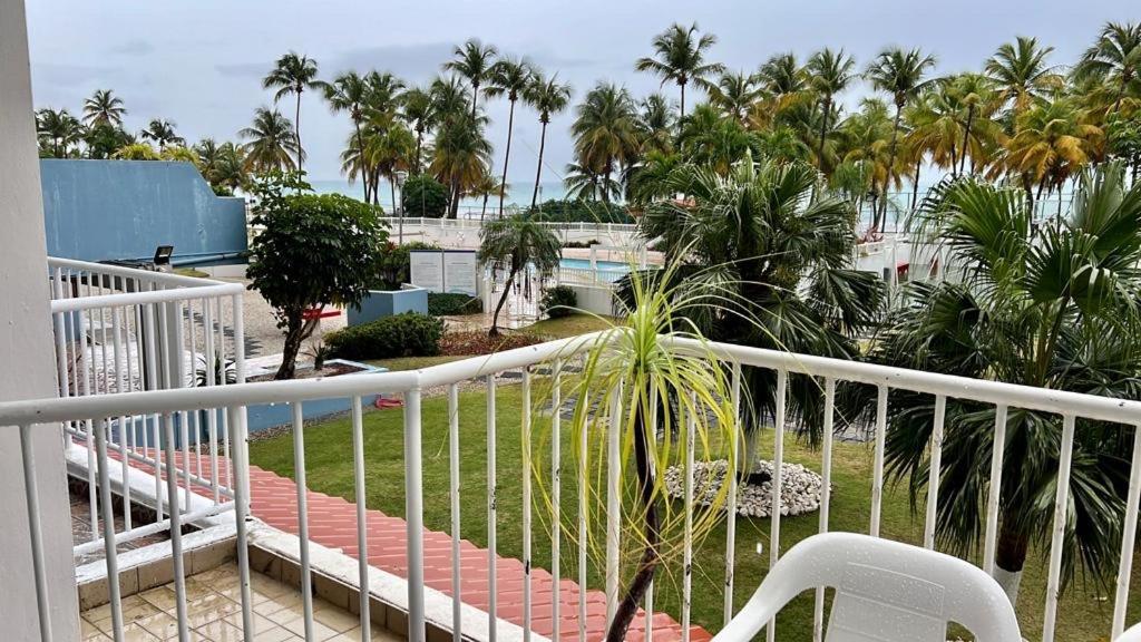 Beachfront Tropical Tantra Apartment San Juan Exteriér fotografie